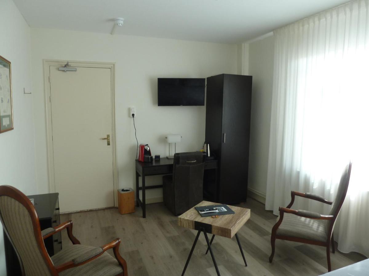 Hotel Centraal Харлинген Экстерьер фото