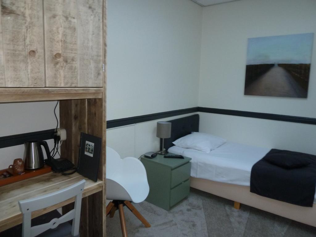 Hotel Centraal Харлинген Экстерьер фото